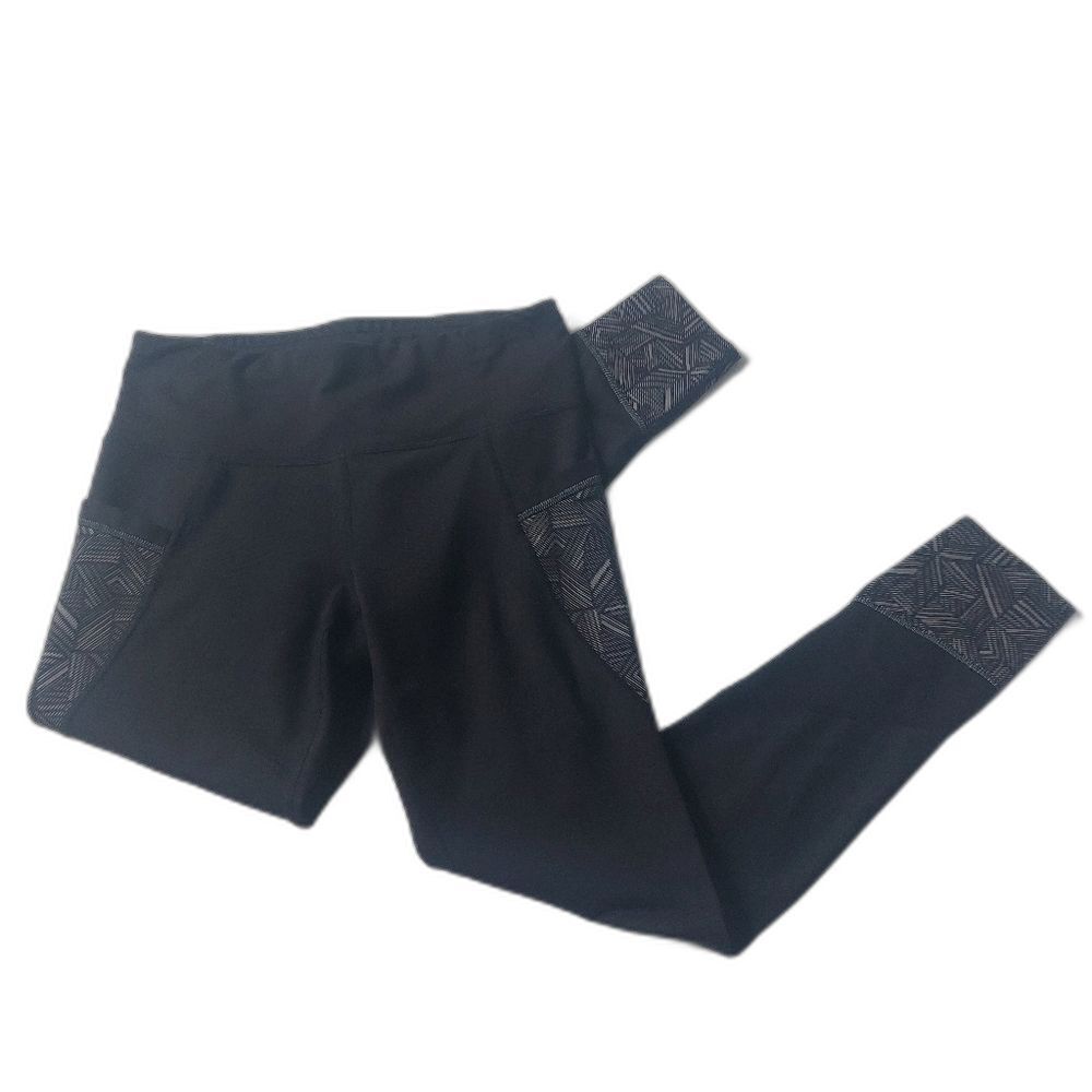 Athleta Relay Tight Reflective Size Small Black